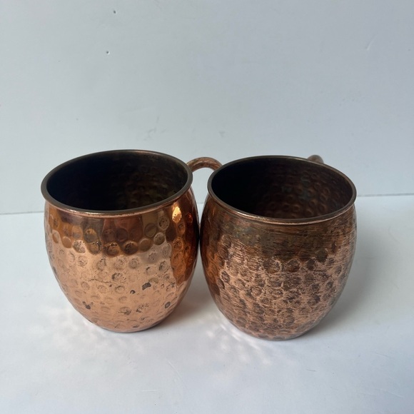 Set of Two Hammered Copper Moscow Mule Handled Mugs - Picture 8 of 8